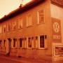 foto_0700_haus_marner_rheinstrasse_vw_werkstatt_mit_tankstelle.jpg
